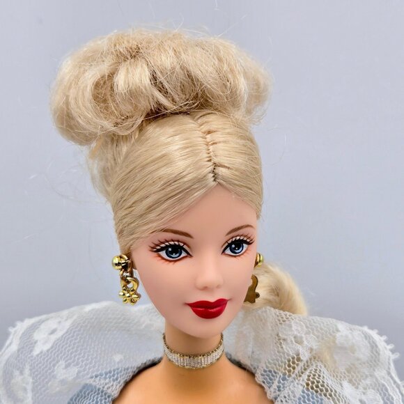 Barbie Princess Of The Danish Court Dolls Of The World 2002 56216 Doll Read - Picture 2 of 16